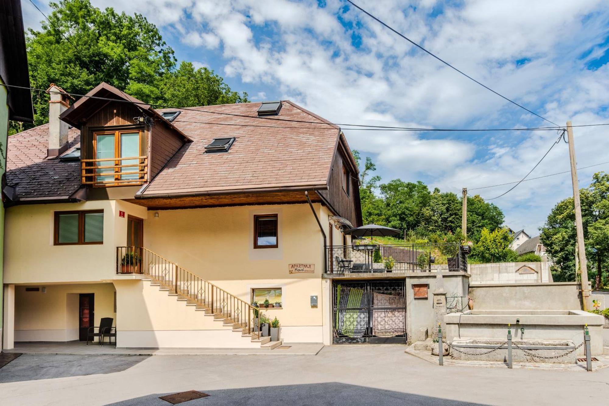 Apartmaji Mausi Бовец Екстер'єр фото